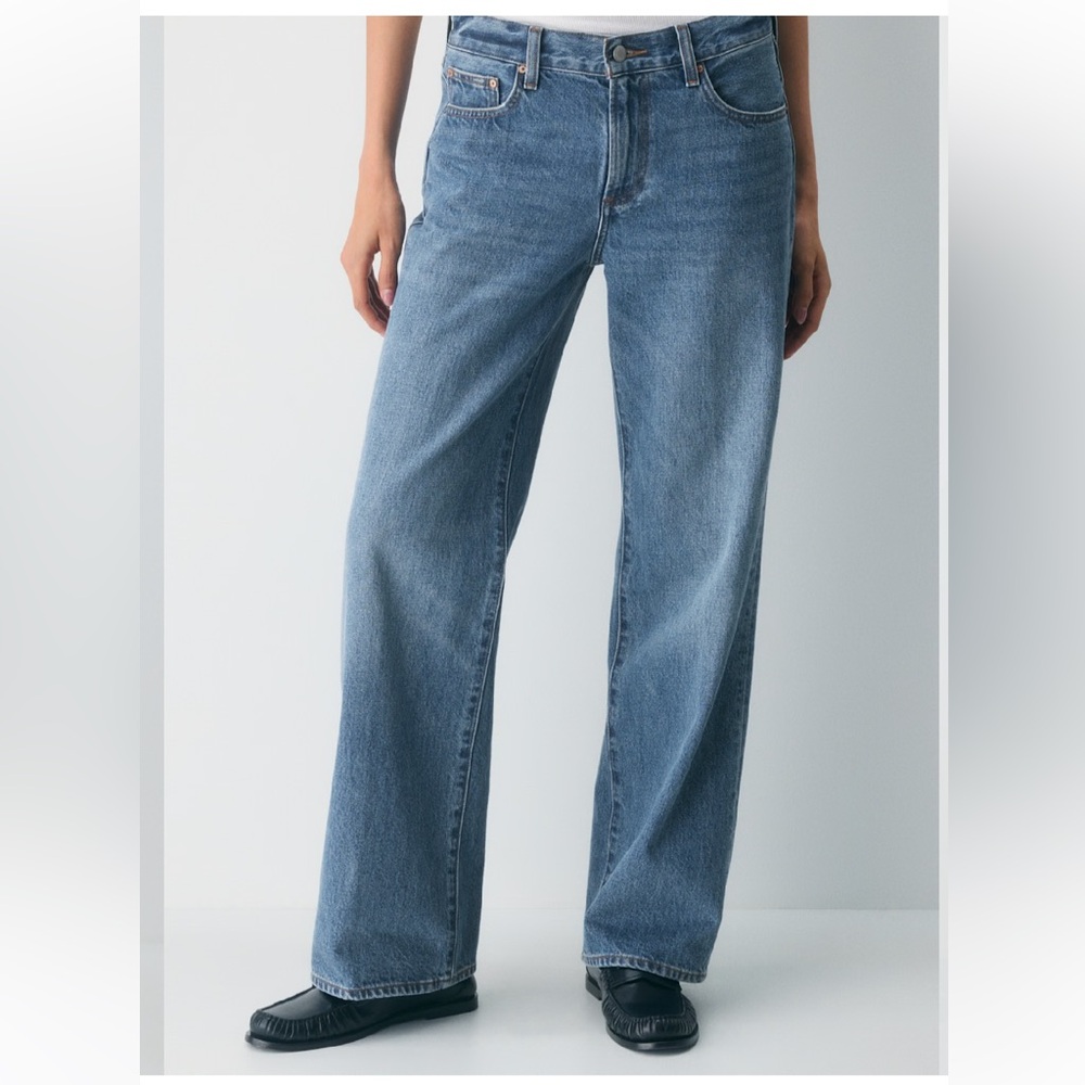 NWT Aritzia Denim Forum The Farrah Lo-rise Wide Jean